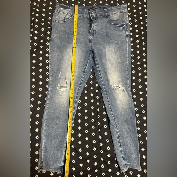 Chic Denim- distressed high rise designed for fit made for addiction-size 14 - Picture 3 of 11